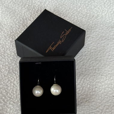 Perlenohrringe von Thomas Sabo