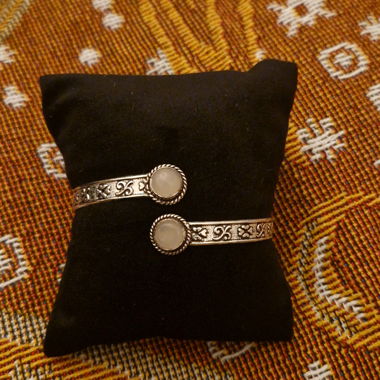 Bracelet floral avec quartz rose