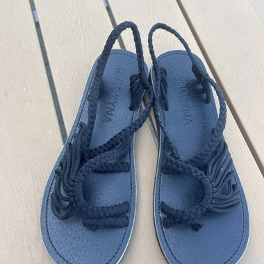 BOKYNA Sandals