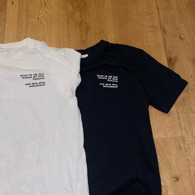 2 Shirts 