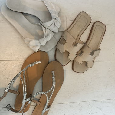 3 paia di scarpe estive