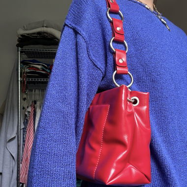 Rote Handtasche 