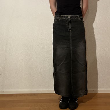maxi skirt