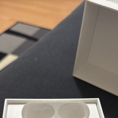 Airpods Pro with MagSafe Charging