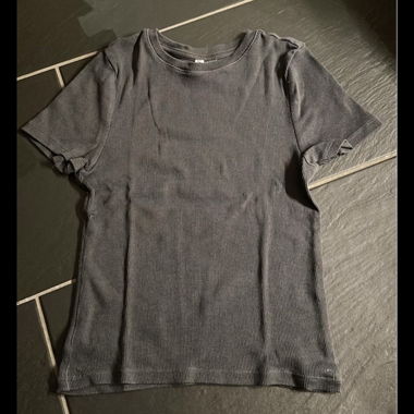 T-shirt côtelé gris