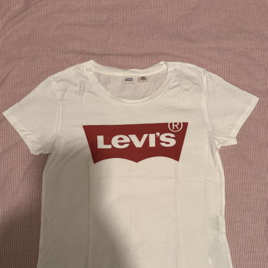 Levi's T-shirt 
