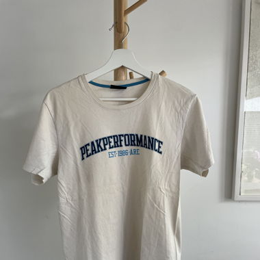 T-Shirt PeakPerformance 