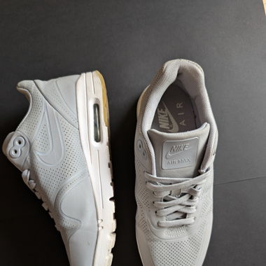 NIKE AIR MAX 1