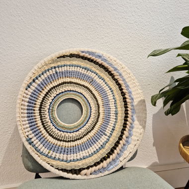 Wanddekoration im Makramee-Stil. Handgemacht.