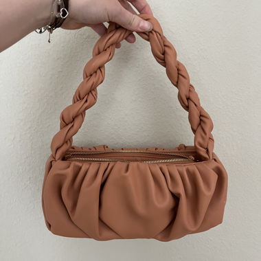 shoulder bag