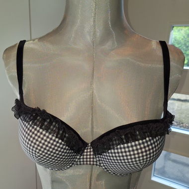 Karierter BH mit Spitze