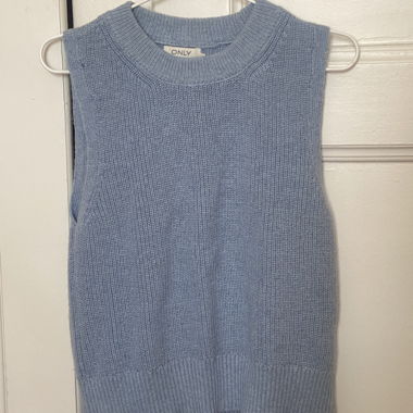 Blue Sleeveless Sweater