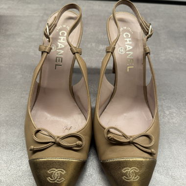 Chanel slingback