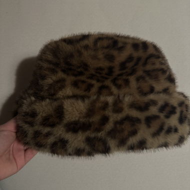 Cappello maculato ZARA