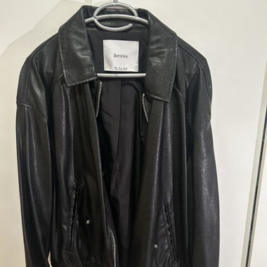 Bershka Lederjacke