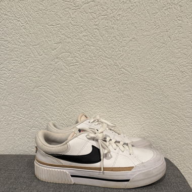Nike Court Legacy Sneakers