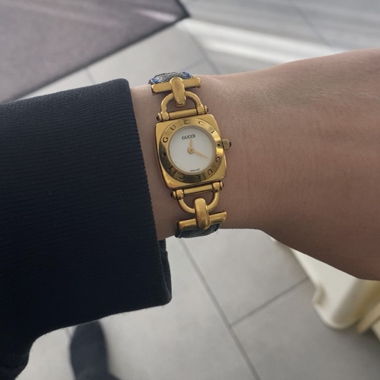 Orologio GUCCI stile old money vintage