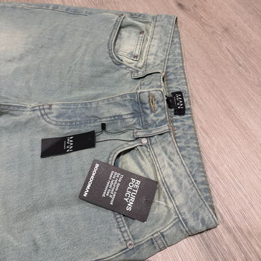 Flared Hosen