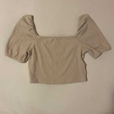 Cropped T-Shirt mit Puschärmeln