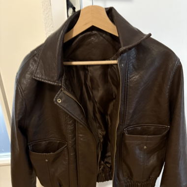 Braune Lederjacke