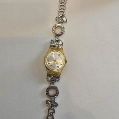Orologio da polso da donna con bracciale con charm
