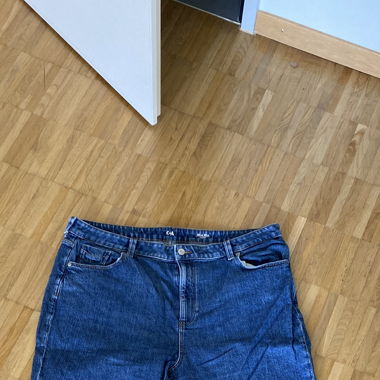 MOM Jeans 