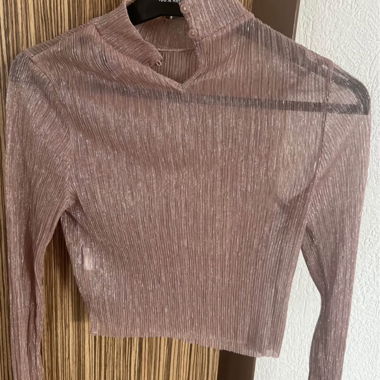 Transparentes Langarm-T-Shirt