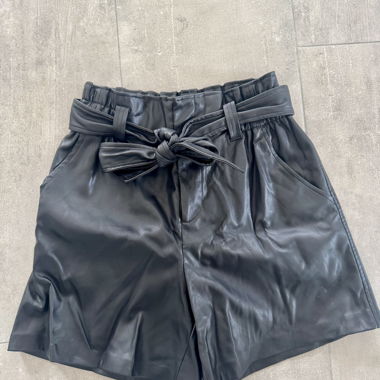 Short in ecopelle nero ONLY taglia M