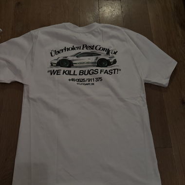 T-shirt grafico