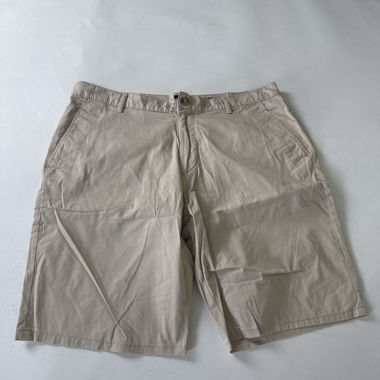 H&M Beige Chino-Shorts