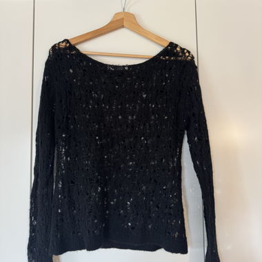Pull en maille ajourée noir