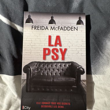 Livre la Psy Freida McFadden 