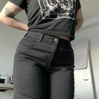Black classic jeans