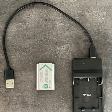 sony batterie et boitier de recharge