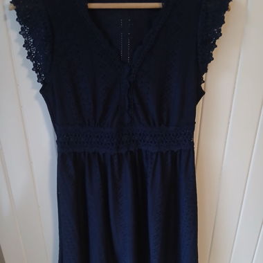 Robe en dentelle bleue
