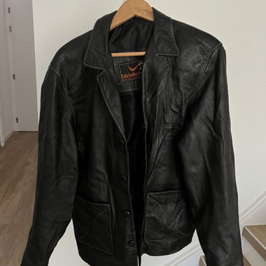 Black leather jacket with pockets