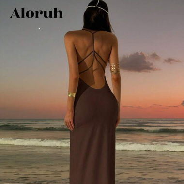 Braunes elegantes Kleid
