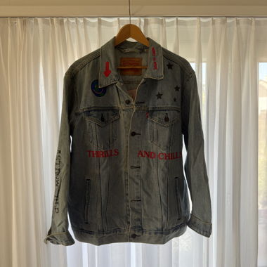 Veste en jean avec patches