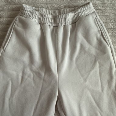 Weisse Sweatpants mit Gummibund
