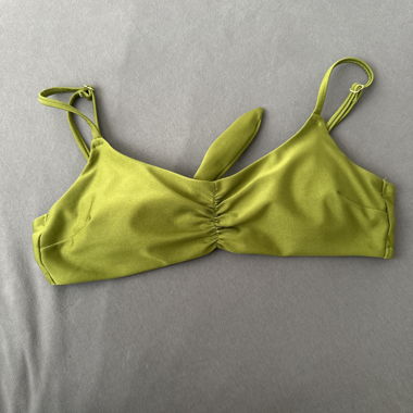 Haut de bikini vert