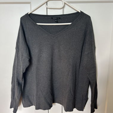 Pull Mango gris
