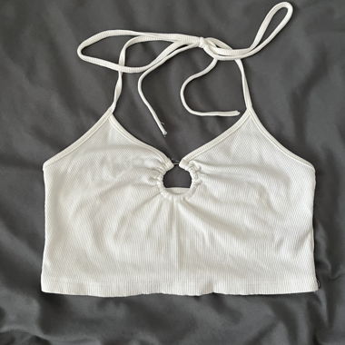 Top corto bianco con scollo Neckholder