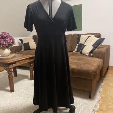 Kleid in wickeloptik 