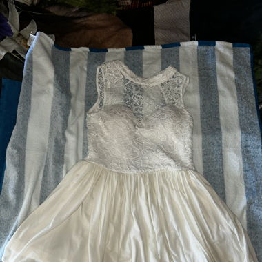 Weisses Kleid
