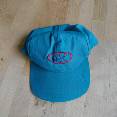 Blaugrüne Nike Cap