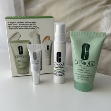 Clinique Skin School Set