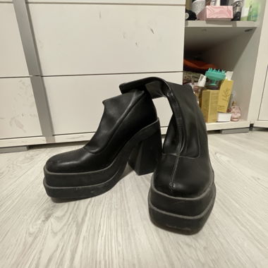 Absatzstiefel