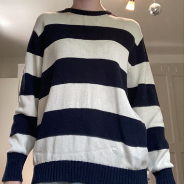 Brandy Melville Pullover
