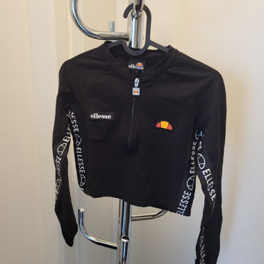 sport long sleeve top
