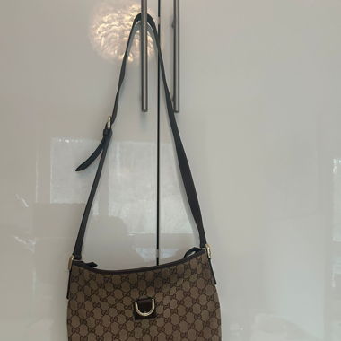 Gucci shoulder bag